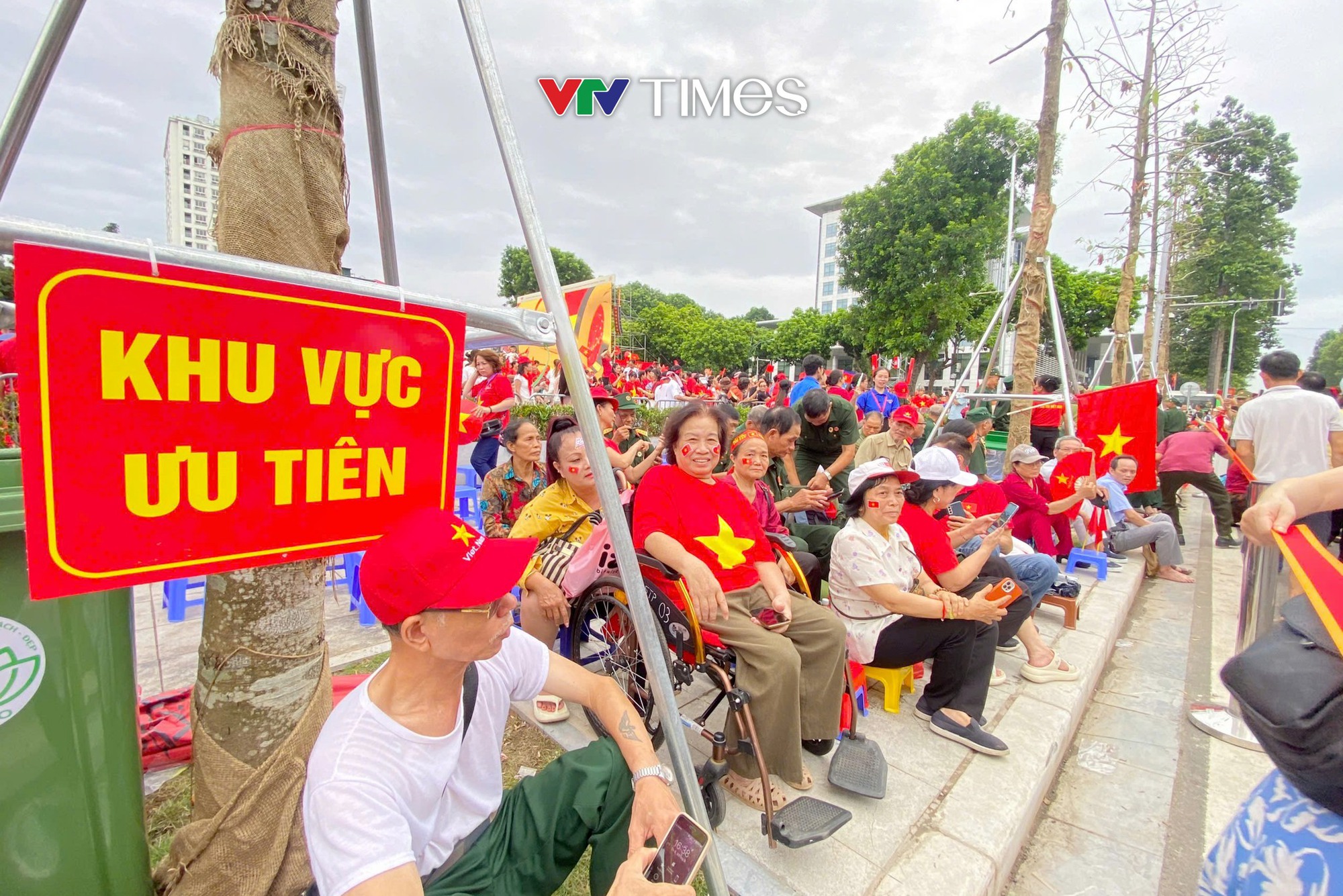 Bố trí hơn 5.000 chỗ ngồi cho cựu chiến binh xem diễu binh - Ảnh 1.