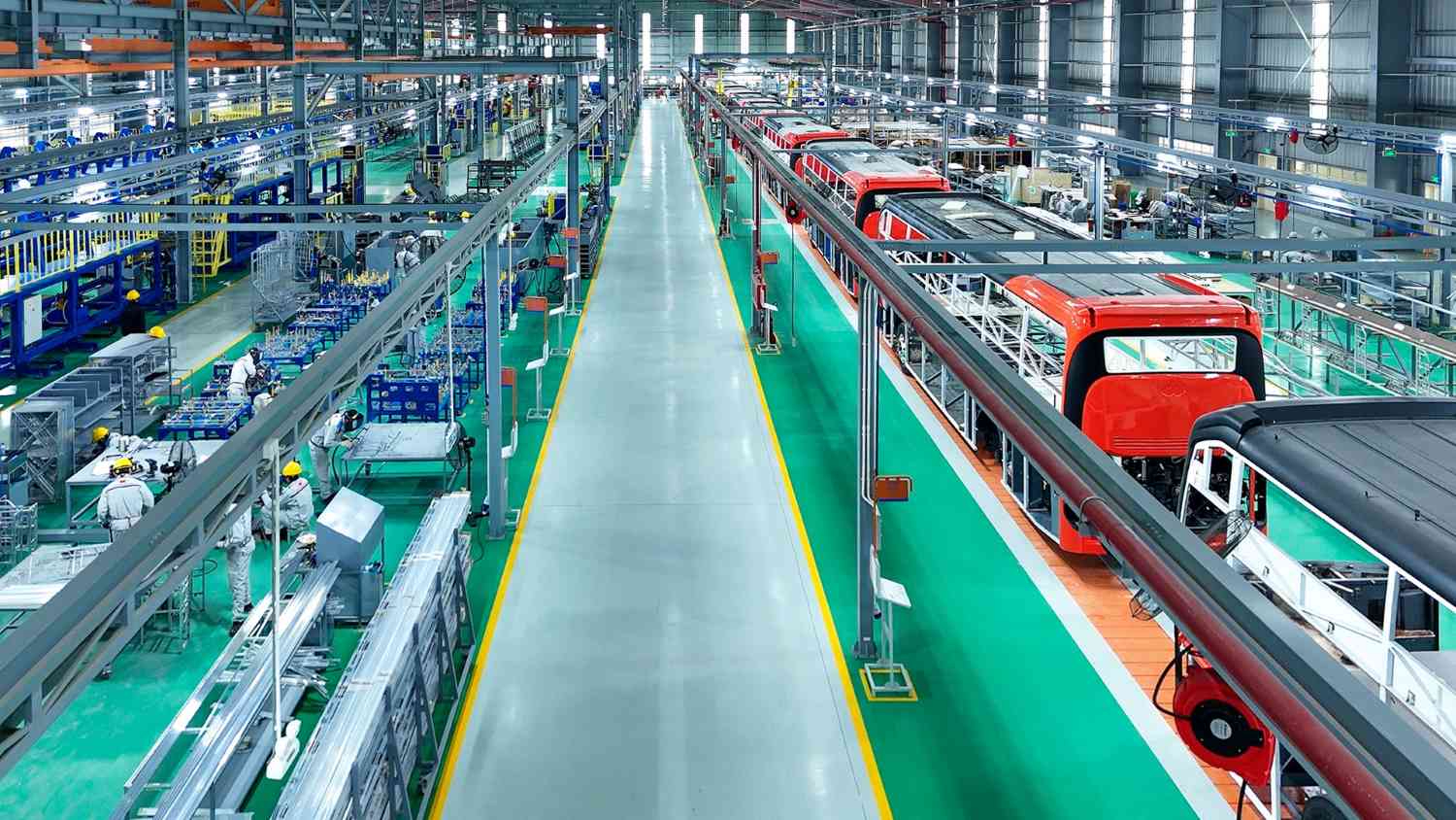 Bắt tay "ông lớn" LG xây nhà máy pin 1.200 tỷ ở Huế: Kim Long Motor có tiềm lực thế nào? - Ảnh 2.