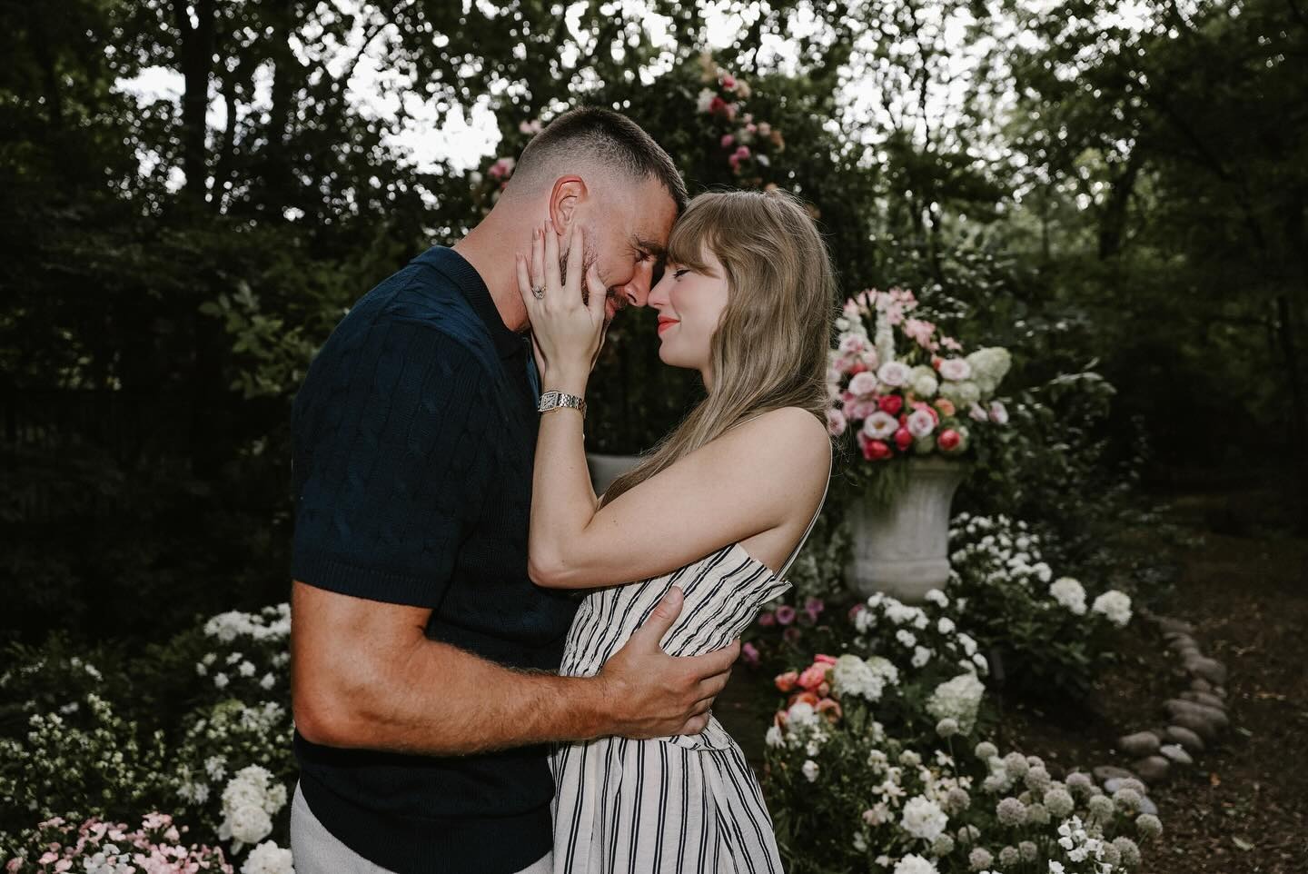 "Nhà tân hôn" 457 tỷ của Taylor Swift - Travis Kelce: Sang chảnh đến lóa mắt, "cô tiếng Anh và thầy thể dục" ở đây là đúng bài!- Ảnh 11.