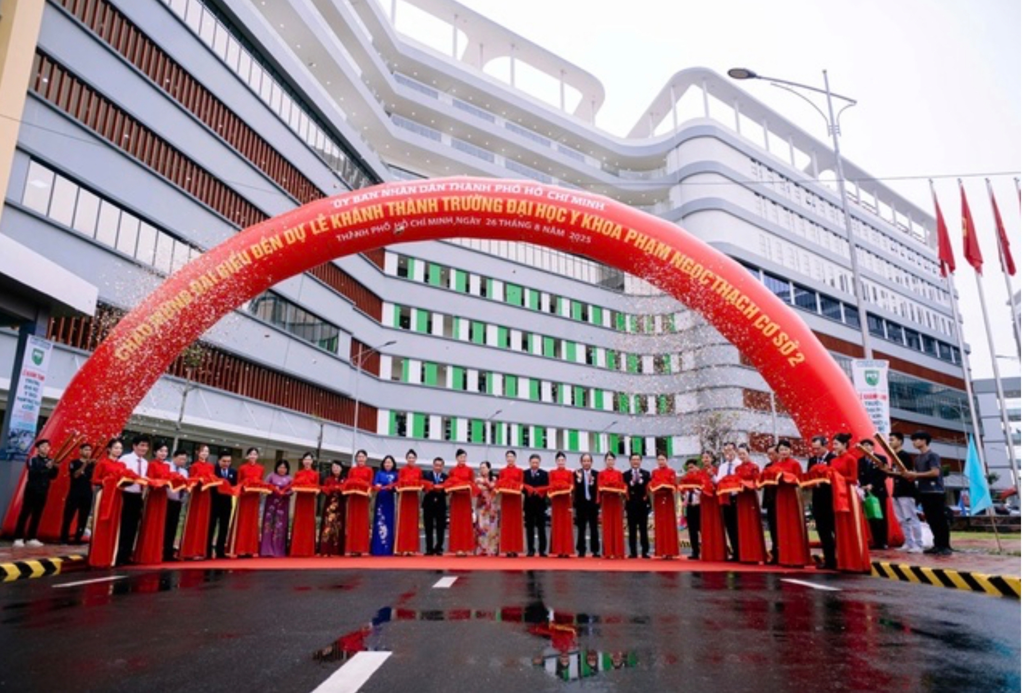 “Campus y tế” đầu tiên tại Việt Nam chính thức đi vào hoạt động: Đề cao chăm sóc - trị liệu từ môi trường tự nhiên- Ảnh 1.