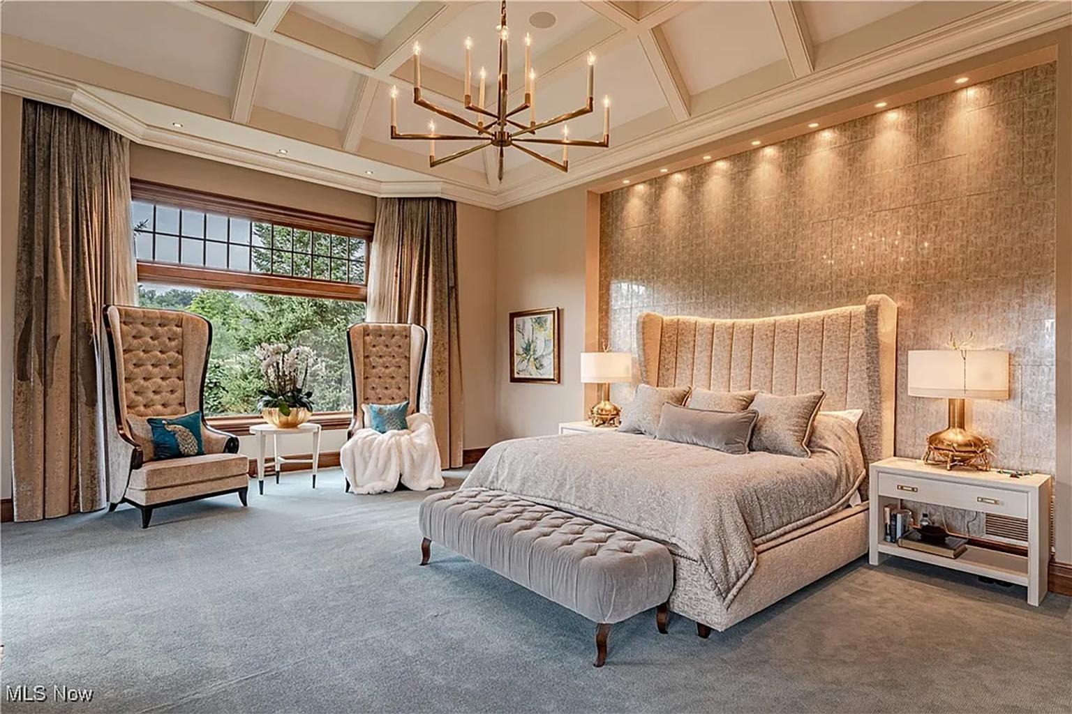 "Nhà tân hôn" 457 tỷ của Taylor Swift - Travis Kelce: Sang chảnh đến lóa mắt, "cô tiếng Anh và thầy thể dục" ở đây là đúng bài!- Ảnh 6.