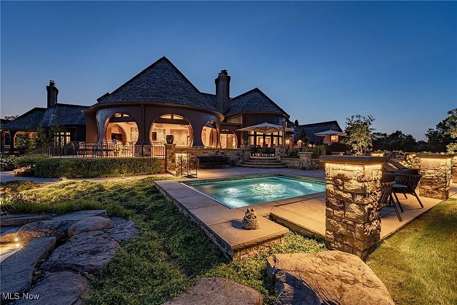 "Nhà tân hôn" 457 tỷ của Taylor Swift - Travis Kelce: Sang chảnh đến lóa mắt, "cô tiếng Anh và thầy thể dục" ở đây là đúng bài!- Ảnh 9.