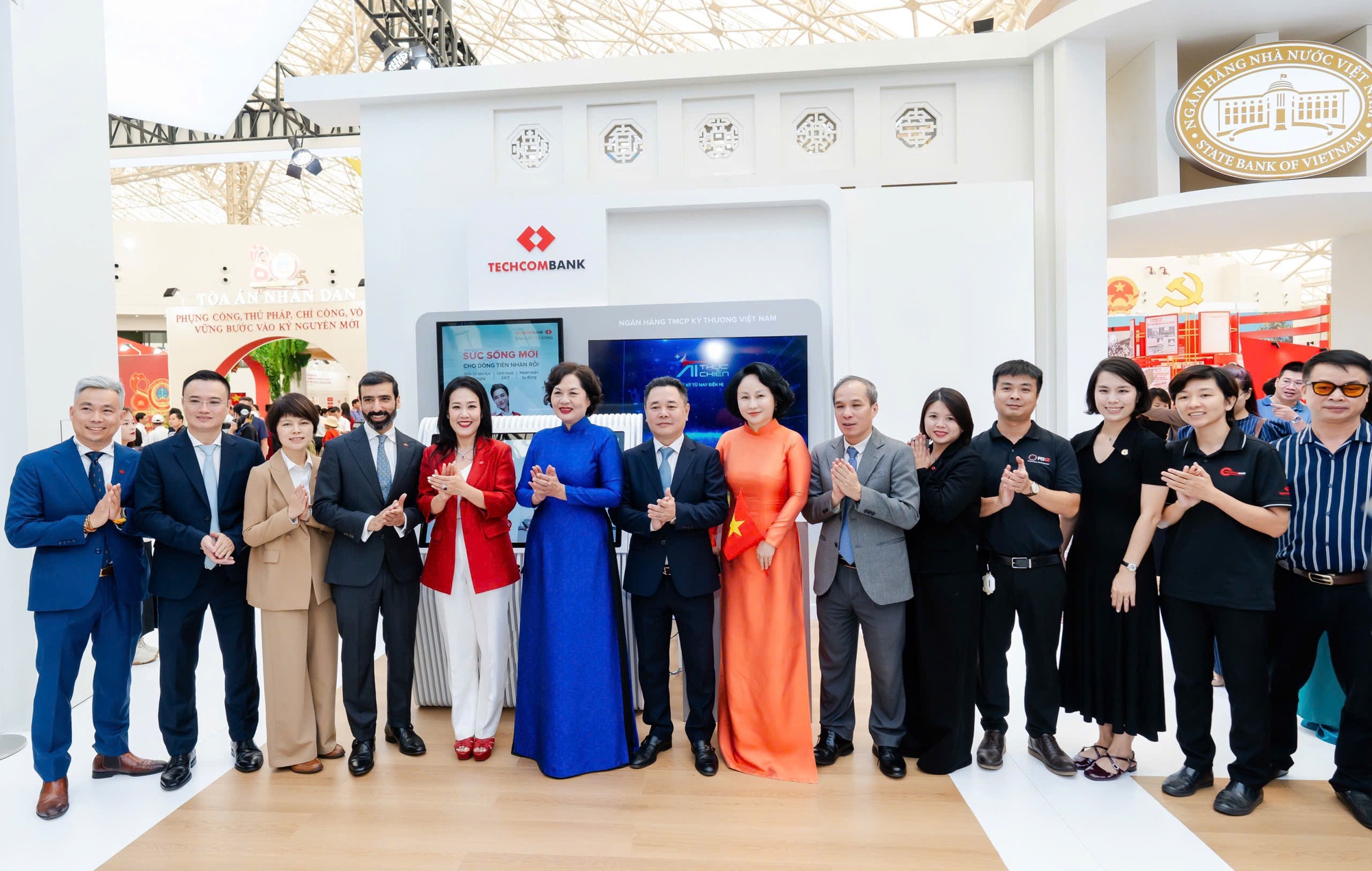 Techcombank ghi dấu ấn tại “Triển lãm thành tựu đất nước” - Ảnh 4.