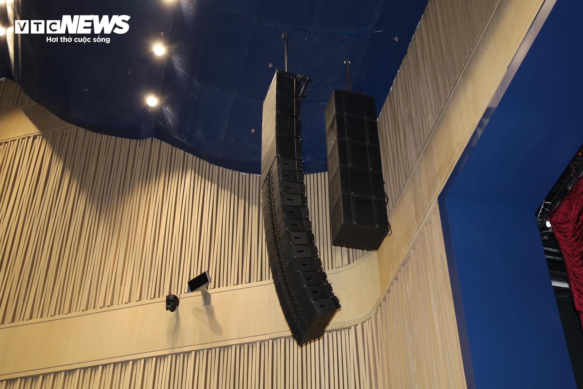 Cận cảnh trung tâm biểu diễn hiện đại bậc nhất Hải Phòng trị giá 2.300 tỷ đồng- Ảnh 9.