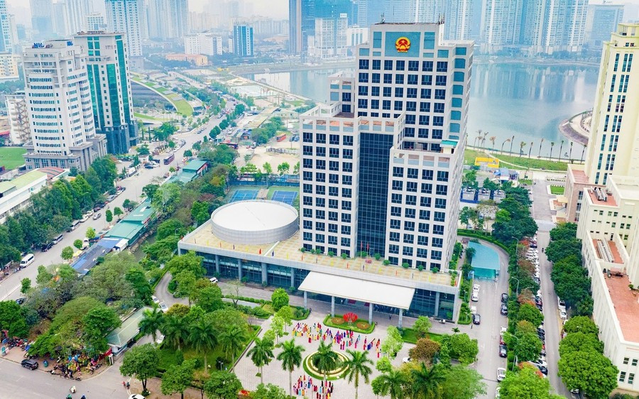 Bộ Nội vụ đang xây dựng chính sách mới cho người hoạt động không chuyên trách- Ảnh 1.