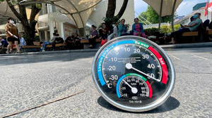 Vì sao miền Bắc nắng nóng dữ dội gần 40°C?- Ảnh 4.