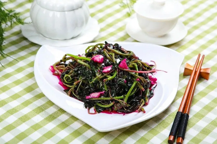 Việt Nam có "rau trường thọ" giàu canxi, giúp giảm cân, bổ não, thanh nhiệt và bảo vệ mắt, mùa hè càng nên ăn nhiều - Ảnh 1.