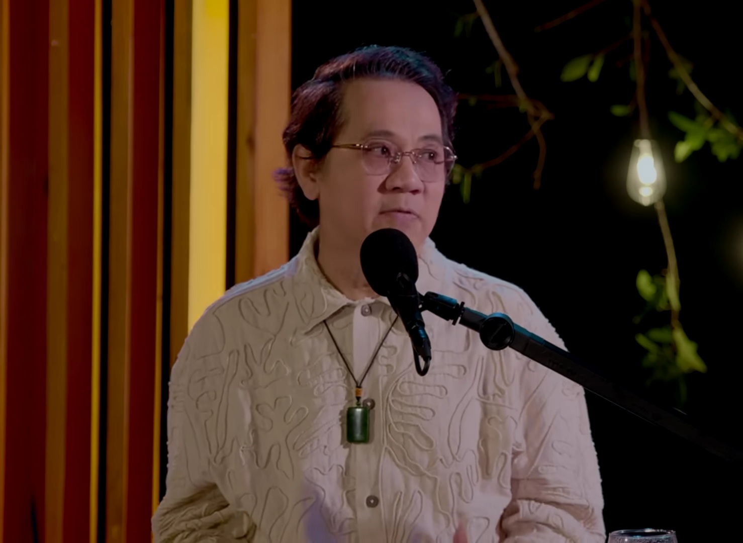NSƯT Thành Lộc: "Tôi không dùng nghề này để tự trình diễn mình cho mục đích thiếu cao cả"- Ảnh 1. NSƯT Thành Lộc: "Tôi không dùng nghề này để tự trình diễn mình cho mục đích thiếu cao cả"- Ảnh 1.