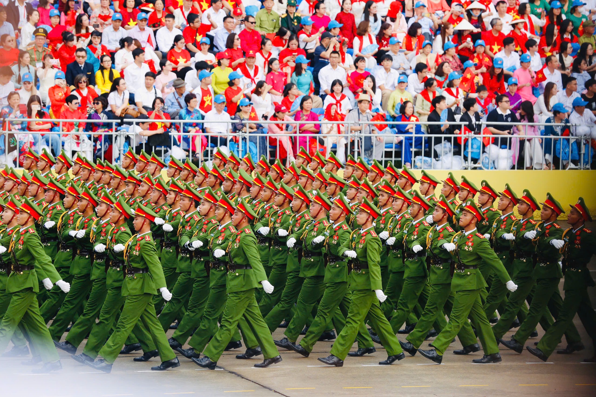 Hoành tráng Tổng duyệt diễu binh, diễu hành kỷ niệm 80 năm Quốc khánh - Ảnh 9.