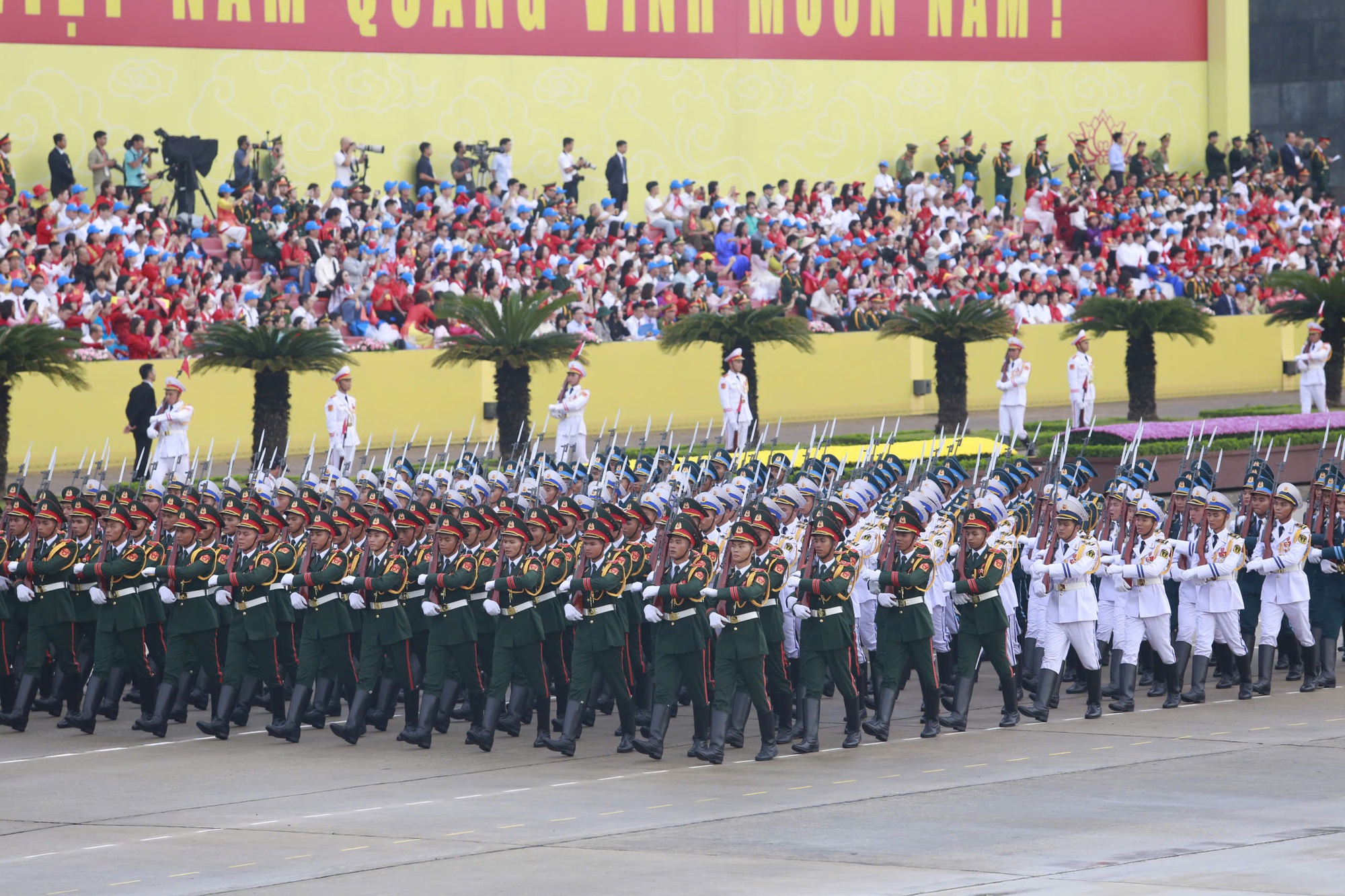 Hoành tráng Tổng duyệt diễu binh, diễu hành kỷ niệm 80 năm Quốc khánh - Ảnh 3.
