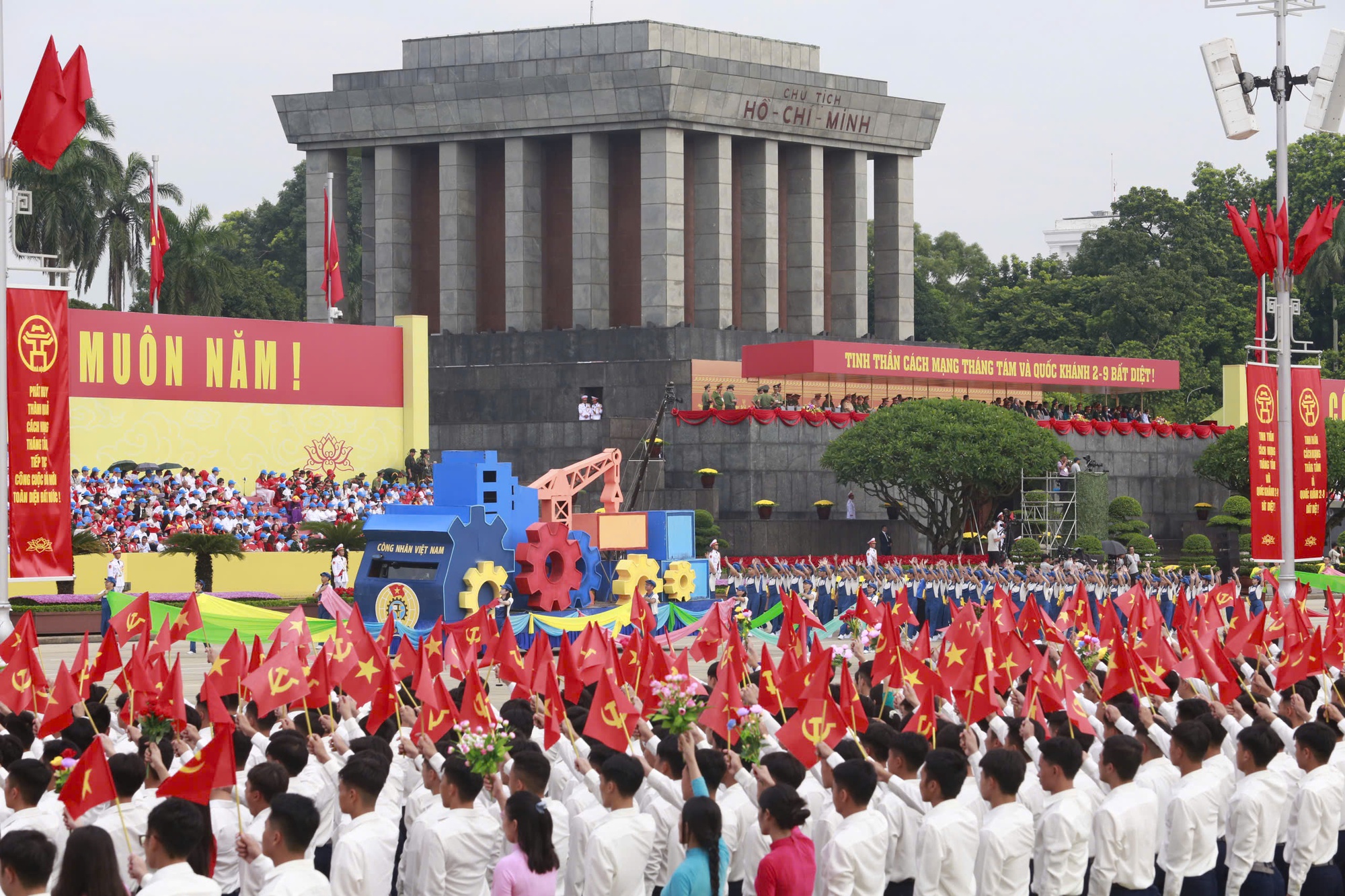 Hoành tráng Tổng duyệt diễu binh, diễu hành kỷ niệm 80 năm Quốc khánh - Ảnh 21.