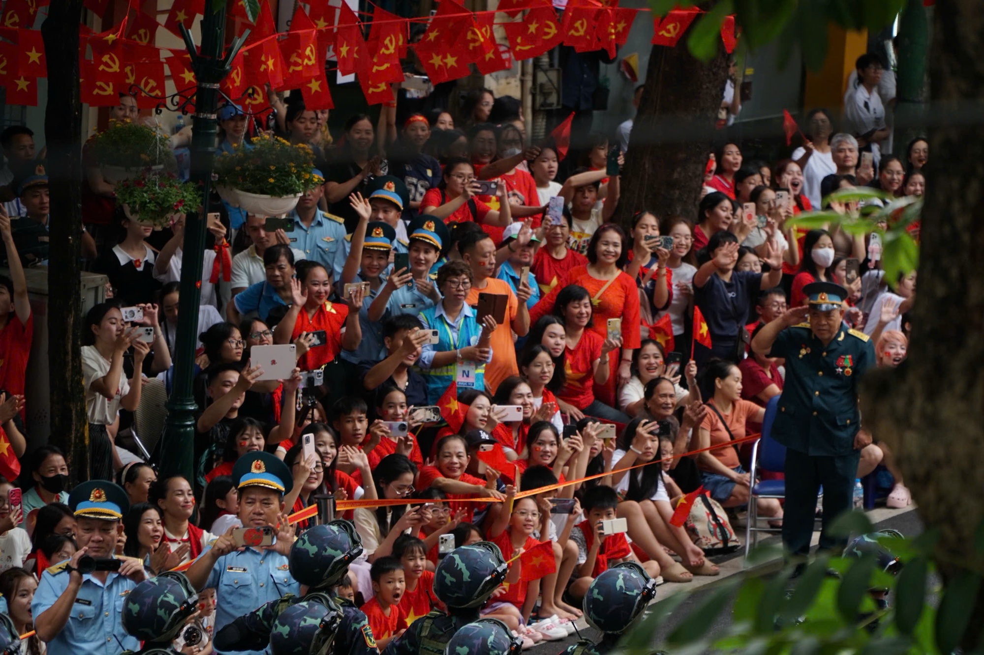 Hoành tráng Tổng duyệt diễu binh, diễu hành kỷ niệm 80 năm Quốc khánh - Ảnh 25.