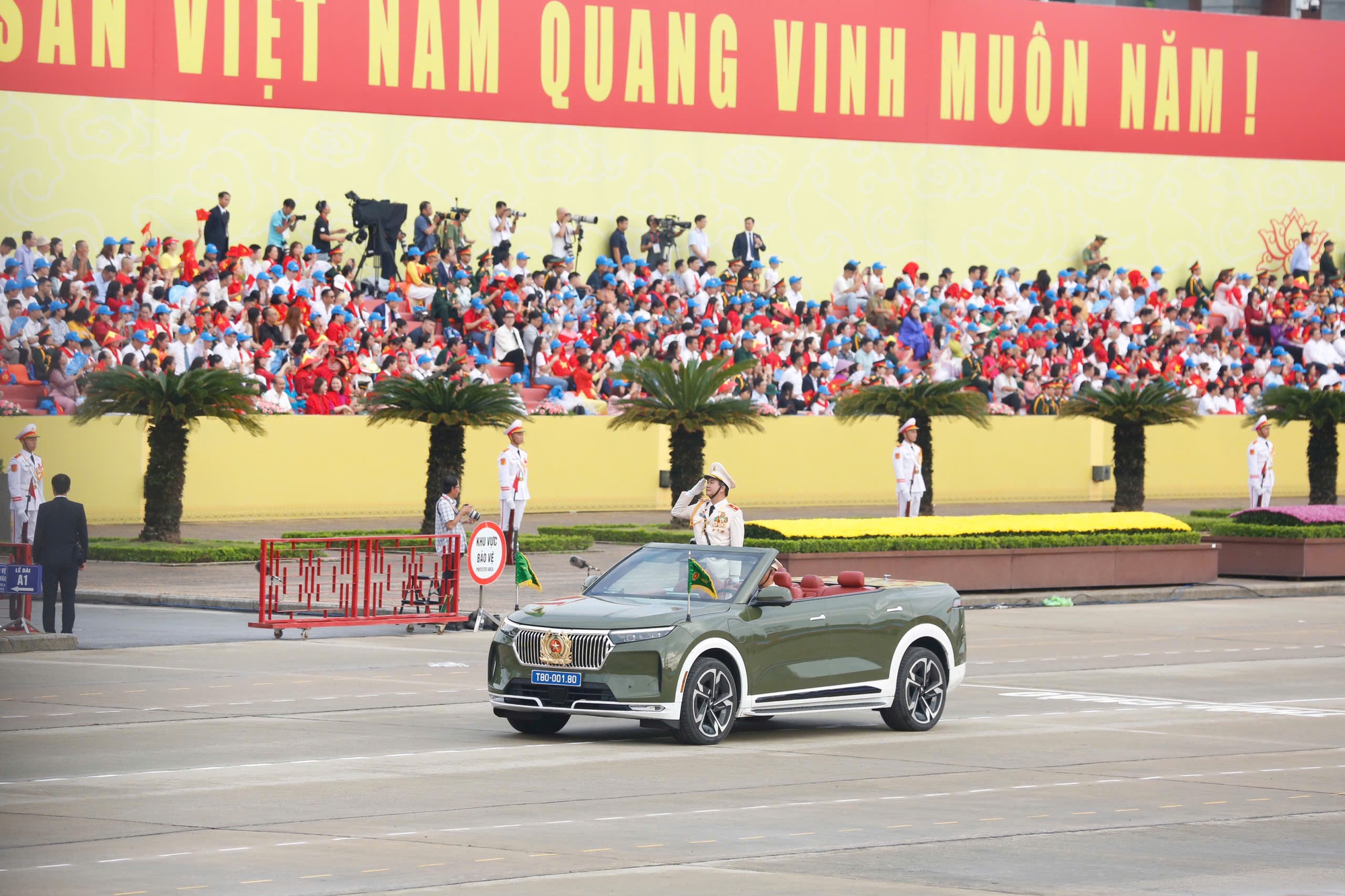 Hoành tráng Tổng duyệt diễu binh, diễu hành kỷ niệm 80 năm Quốc khánh - Ảnh 8.