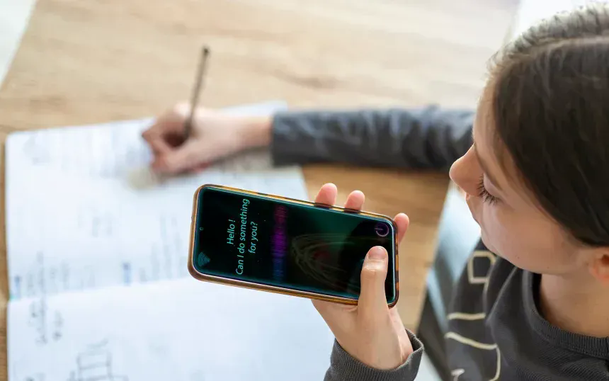 Cảnh báo nguy cơ khi học sinh lạm dụng AI để giải bài tập - Ảnh 1.