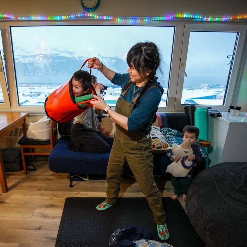 Bên trong tòa nhà chung cư "chứa cả thế giới", có thể sống cả đời mà không cần đi ra ngoài: Tự cung tự cấp chứa gần như toàn bộ một thị trấn- Ảnh 7.