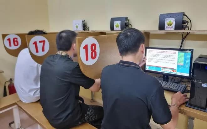 Công an TP Hà Nội thông báo lịch kiểm tra phục hồi điểm giấy phép lái xe - Ảnh 1.