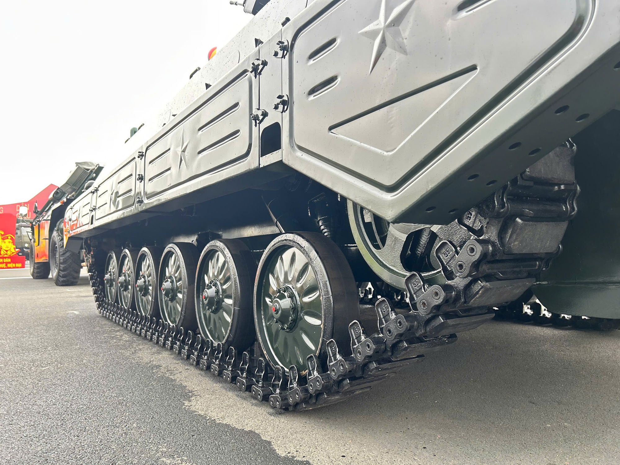 Xe chiến đấu bộ binh XCB-01 do Việt Nam sản xuất có gì đặc biệt?- Ảnh 4. Xe chiến đấu bộ binh XCB-01 do Việt Nam sản xuất có gì đặc biệt?- Ảnh 4.