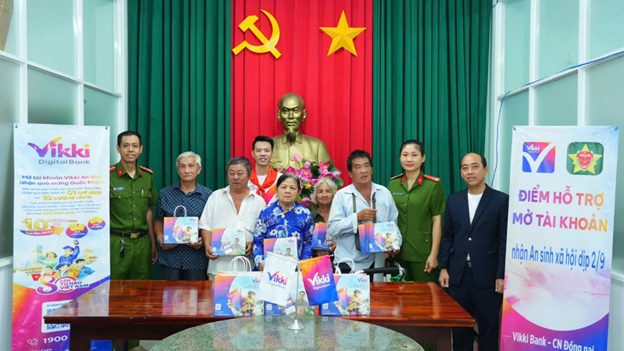 Vikki đã trao 1 lượng vàng SJC và nhiều chỉ vàng cho khách hàng “Mở tài khoản Vikki An sinh – Nhận quà mừng Quốc khánh” - Ảnh 7.