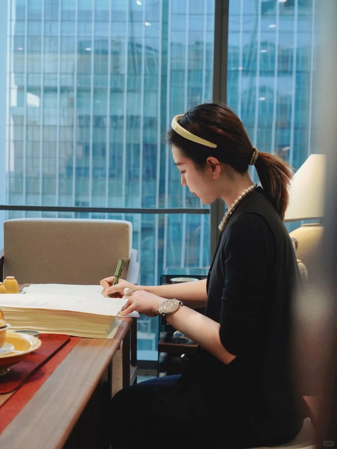 Xu hướng mới giúp giới trẻ săn việc cực đỉnh: Đăng "CV mini" lên TikTok, trúng việc không ngờ- Ảnh 3.