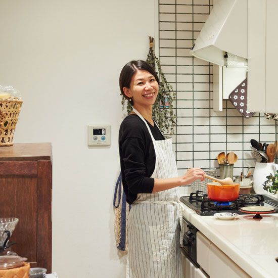 Tôi là mẹ đơn thân và đã mua được nhà ở tuổi 38 nhờ 5 nguyên tắc sống còn- Ảnh 1. Tôi là mẹ đơn thân và đã mua được nhà ở tuổi 38 nhờ 5 nguyên tắc sống còn- Ảnh 1.