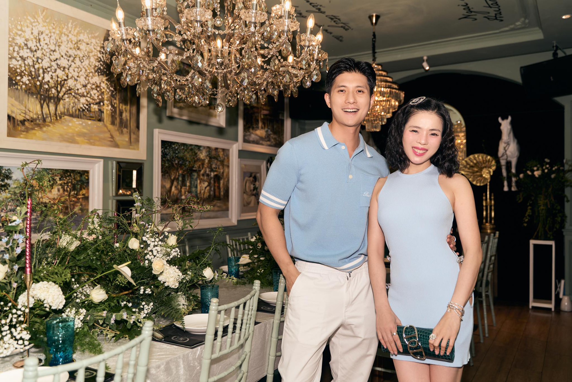 Bên trong tổ ấm trăm tỷ, rộng 600m2 Lệ Quyên sống với người tình kém 12 tuổi: Lộ diện căn phòng đặc biệt!- Ảnh 1.