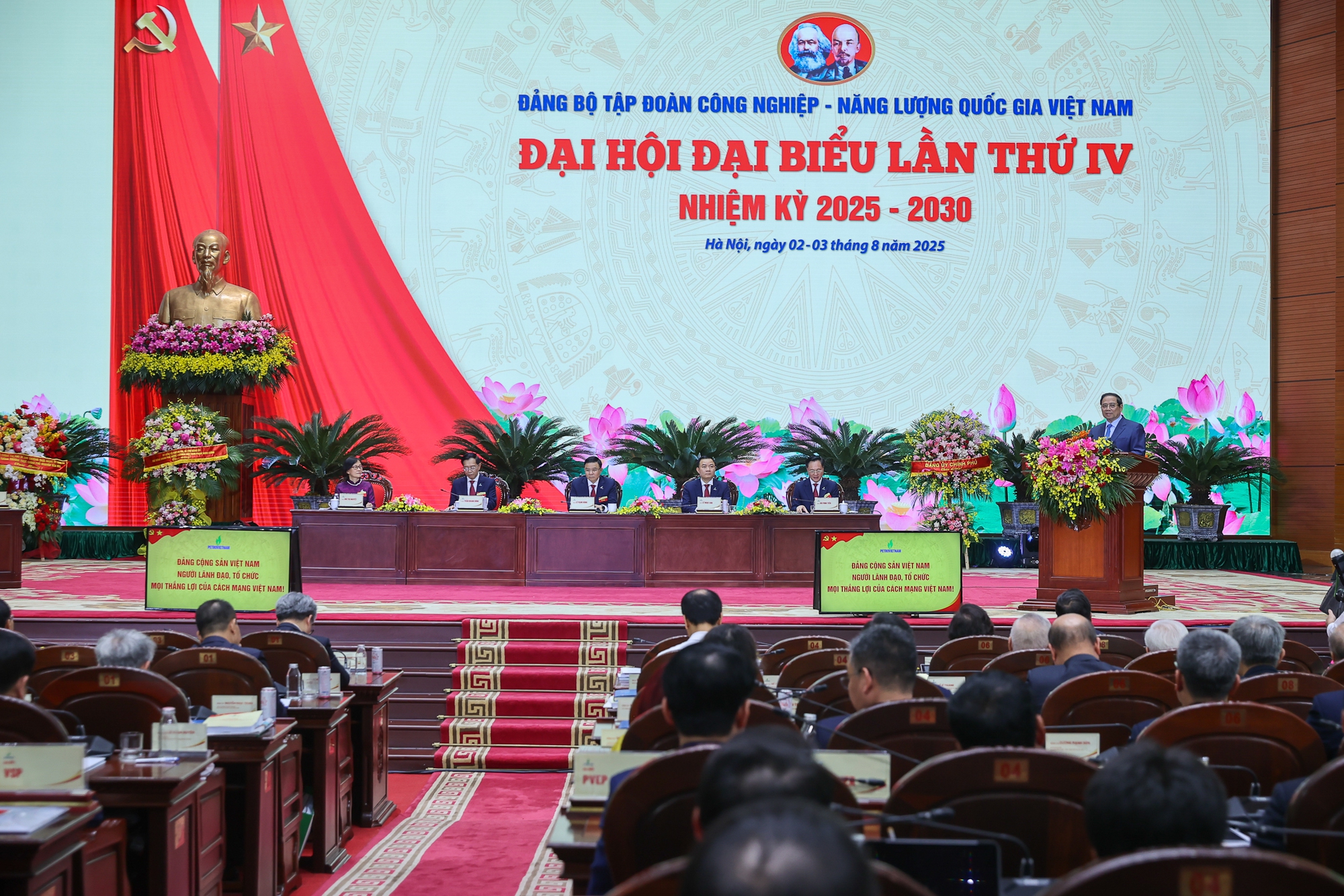 Thủ tướng giao nhiệm vụ cho PVN - Ảnh 2.