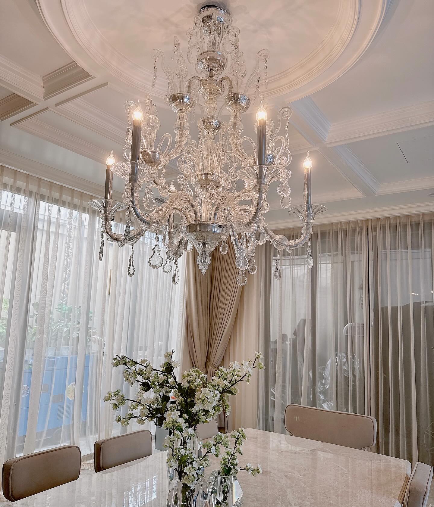 Bên trong tổ ấm trăm tỷ, rộng 600m2 Lệ Quyên sống với người tình kém 12 tuổi: Lộ diện căn phòng đặc biệt!- Ảnh 8.