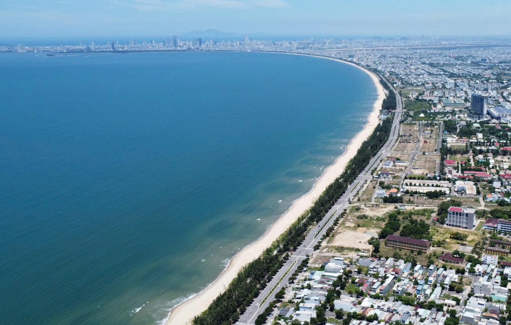 Sở Xây dựng Đà Nẵng nghiên cứu dự án lấn vịnh xây 5 đảo nhân tạo - Ảnh 1. Sở Xây dựng Đà Nẵng nghiên cứu dự án lấn vịnh xây 5 đảo nhân tạo - Ảnh 1.