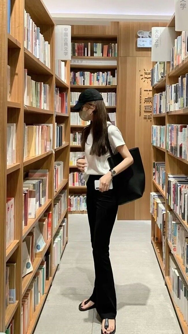 Người mới muốn đầu tư mà không hiểu gì về thị trường – bắt đầu từ đâu để không mất tiền?- Ảnh 1. Người mới muốn đầu tư mà không hiểu gì về thị trường – bắt đầu từ đâu để không mất tiền?- Ảnh 1.