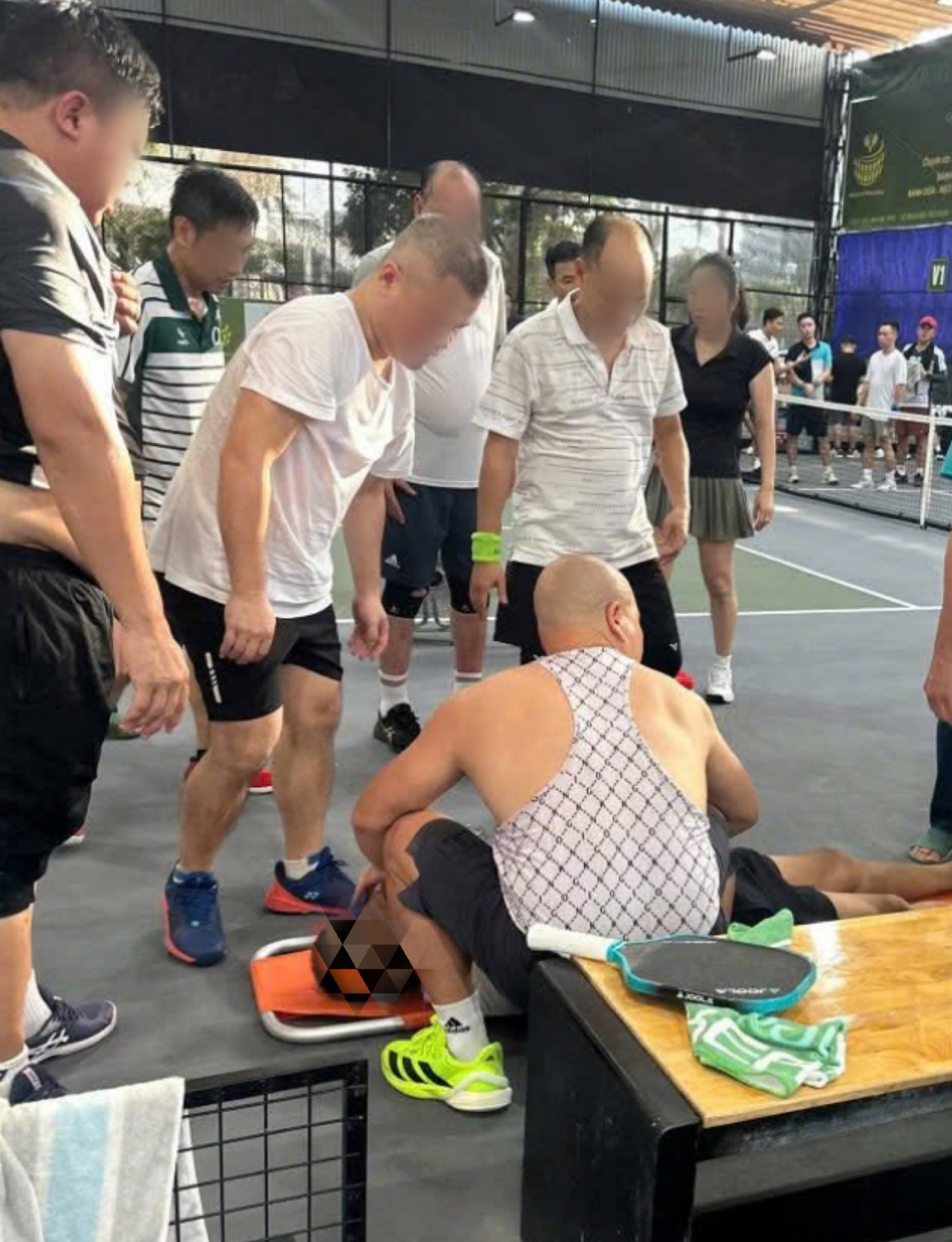 Cảnh báo chơi thể thao ngày nắng nóng: Chơi trong nhà cũng chưa hoàn toàn bảo đảm sức khỏe, cảnh báo khung giờ tuyệt đối nên tránh- Ảnh 1.