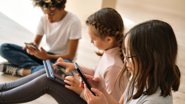 Thế hệ lo xa: Tiết kiệm tiền mua nhà từ năm 6 tuổi, vừa học đánh vần vừa học đầu tư!- Ảnh 2.