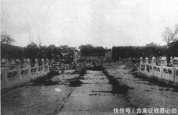 15 bức ảnh hiếm của hoàng cung nhà Thanh thời kỳ suy tàn: Không giống phim, ai nhìn cũng có cảm giác này- Ảnh 15.