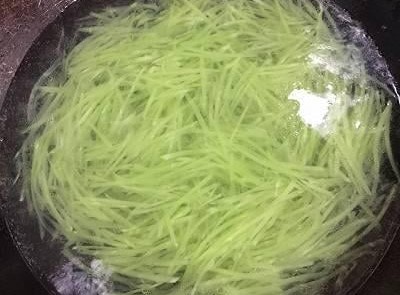 Loại rau được ví là "chổi dọn sạch ruột": Luân phiên nấu theo 3 công thức này vừa giòn ngon lại chống táo bón - Ảnh 7. Loại rau được ví là "chổi dọn sạch ruột": Luân phiên nấu theo 3 công thức này vừa giòn ngon lại chống táo bón - Ảnh 7.