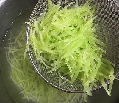 Loại rau được ví là "chổi dọn sạch ruột": Luân phiên nấu theo 3 công thức này vừa giòn ngon lại chống táo bón - Ảnh 8. Loại rau được ví là "chổi dọn sạch ruột": Luân phiên nấu theo 3 công thức này vừa giòn ngon lại chống táo bón - Ảnh 8.