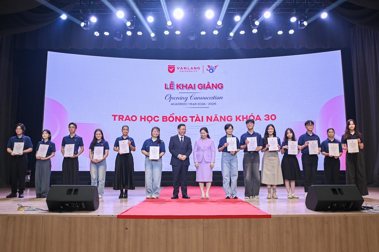 11 trường đại học mạnh tay chi trên 50 tỷ đồng cho cuộc đua học bổng: “Trường quý tộc” RMIT chưa phải “tay chơi” số 1- Ảnh 5. 11 trường đại học mạnh tay chi trên 50 tỷ đồng cho cuộc đua học bổng: “Trường quý tộc” RMIT chưa phải “tay chơi” số 1- Ảnh 5.