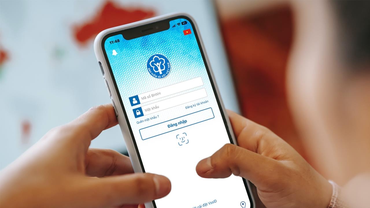 Từ 1/8/2025 sử dụng CCCD thay thế mã số BHXH: Người lao động cần làm gì?- Ảnh 1.