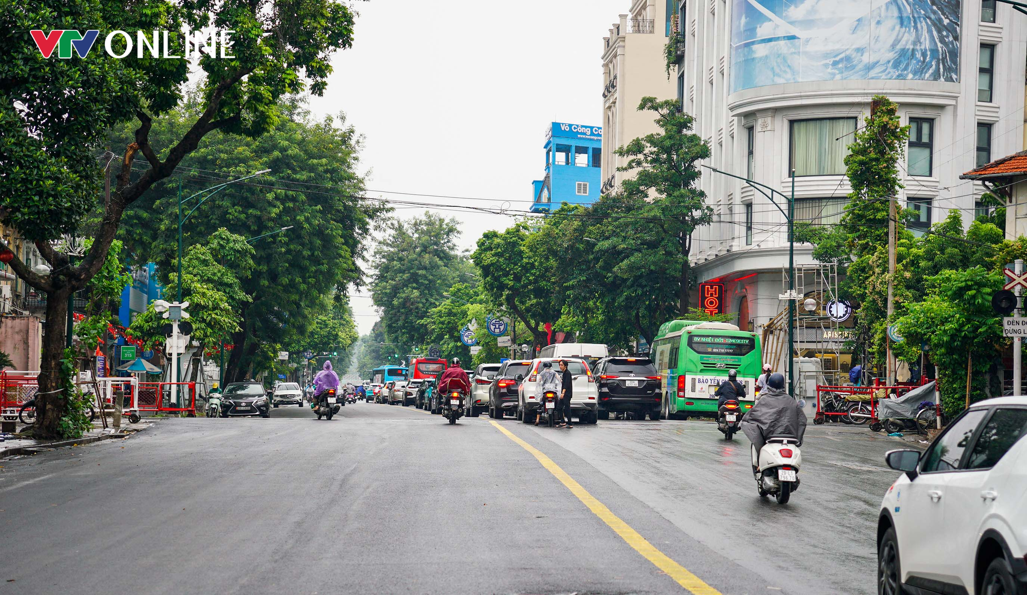 Toàn cảnh khán đài 30.000 chỗ phục vụ đại lễ Quốc khánh 2/9 tại Quảng trường Ba Đình  - Ảnh 16.