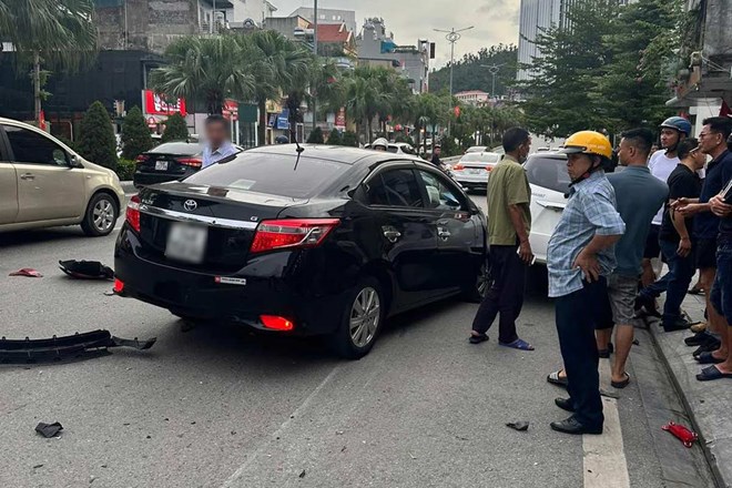 Phó giám đốc BQL khu kinh tế Quảng Ninh gây tai nạn giao thông nghiêm trọng - Ảnh 1.