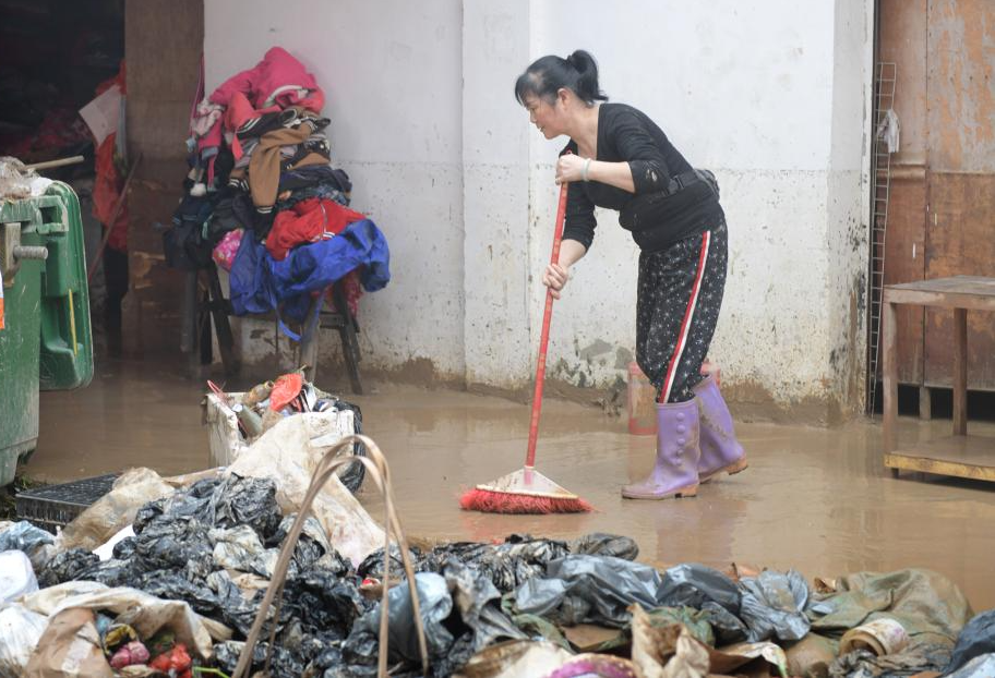 Sau mưa lớn, bác sĩ nhắc nhở cẩn trọng với 6 căn bệnh đang "rình rập" và cách "phòng bệnh hơn chữa bệnh"- Ảnh 3.