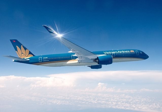 Vietnam Airlines bán 10 USD cho 1 giờ sử dụng internet trên máy bay, các hãng bay khác bán giá nào?- Ảnh 1.