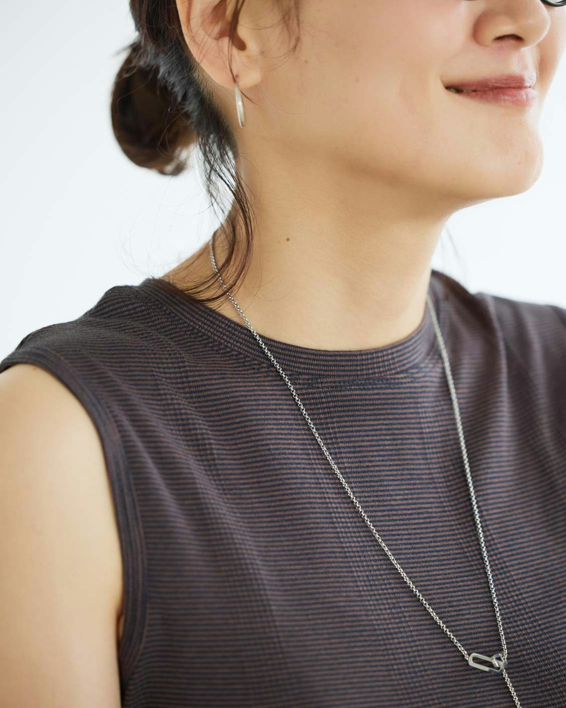 Tôi bỏ bớt 70% quần áo – và đây là 4 thay đổi lớn giúp tôi sống tỉnh táo, tiết kiệm, hạnh phúc hơn- Ảnh 2. Tôi bỏ bớt 70% quần áo – và đây là 4 thay đổi lớn giúp tôi sống tỉnh táo, tiết kiệm, hạnh phúc hơn- Ảnh 2.