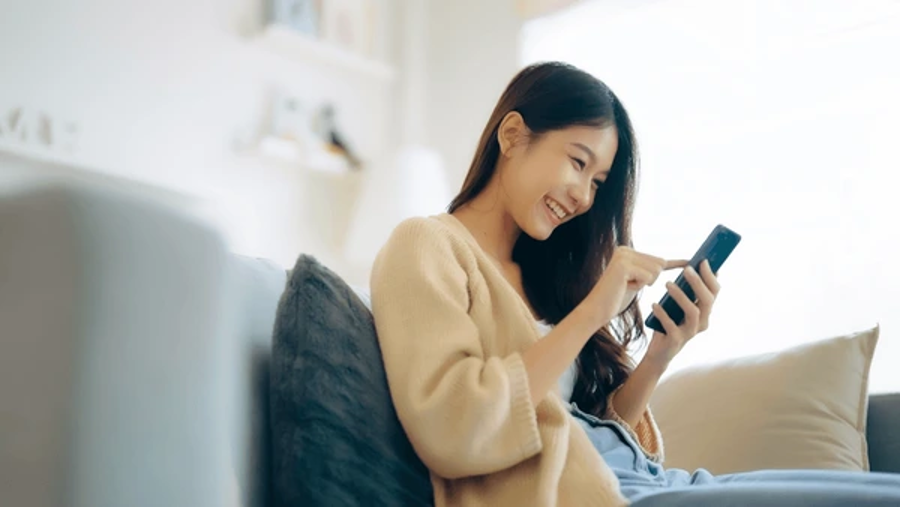Khách chuyển khoản 120 triệu đồng mua 4 chiếc iPhone, nhân viên nhận đủ tiền nhưng vừa tiễn khách đã lập tức báo công an- Ảnh 2. Khách chuyển khoản 120 triệu đồng mua 4 chiếc iPhone, nhân viên nhận đủ tiền nhưng vừa tiễn khách đã lập tức báo công an- Ảnh 2.