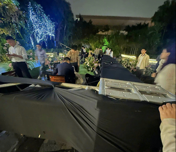 Khởi tố vụ cô gái mất 96% sức khỏe vì bị khung đỡ đèn tiệc cưới đổ sập, đè lên người- Ảnh 2.