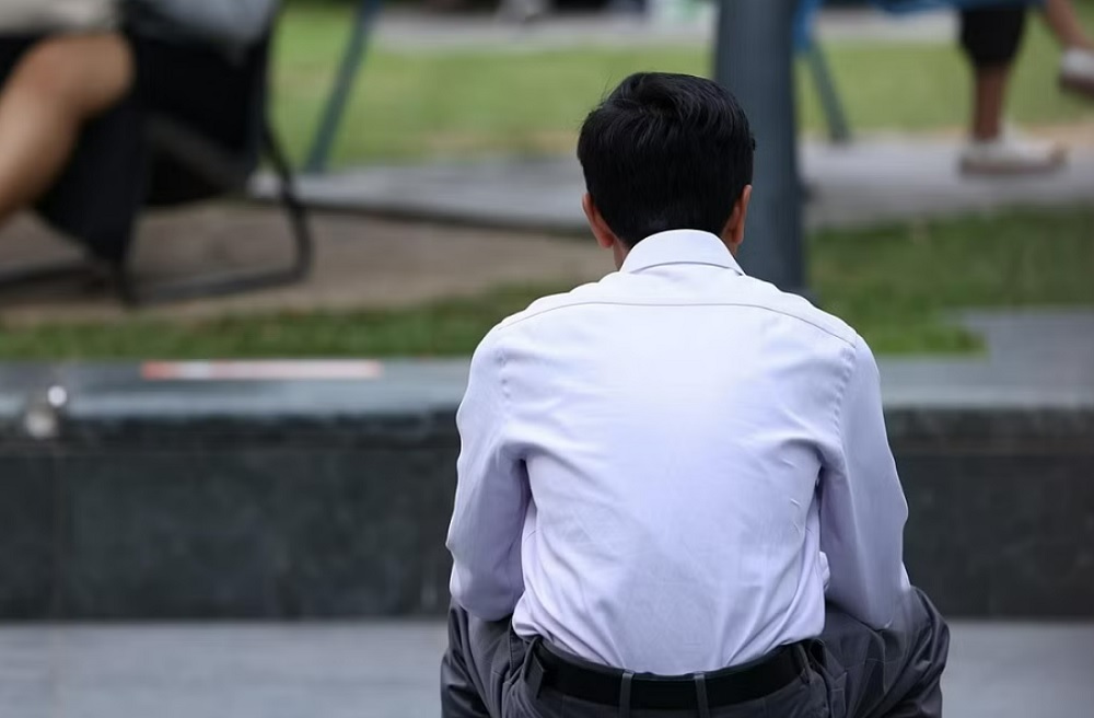 Tân cử nhân mới ra trường không kinh nghiệm, không mối quan hệ, lấy gì để ứng tuyển giữa thị trường lao động khắc nghiệt?- Ảnh 1.