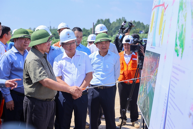 Thủ tướng: Hoàn thành đường dây 500 kV Lào Cai - Vĩnh Yên vào 19/8/2025  - Ảnh 4.