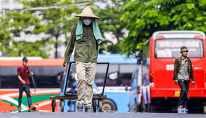 Hà Nội nắng nóng gay gắt trên 38°C, cả nước 10 ngày tới nhiều nơi mưa to- Ảnh 6.