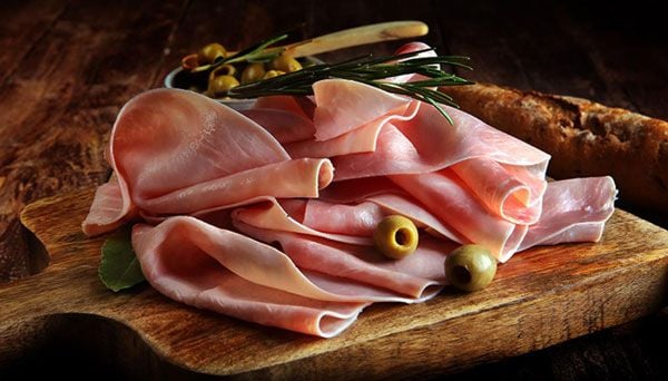 Đừng để 4 thứ này trong tủ lạnh quá lâu, nếu không chúng có thể trở thành thủ phạm gây ung thư, càng để lâu càng nguy hiểm!- Ảnh 2.