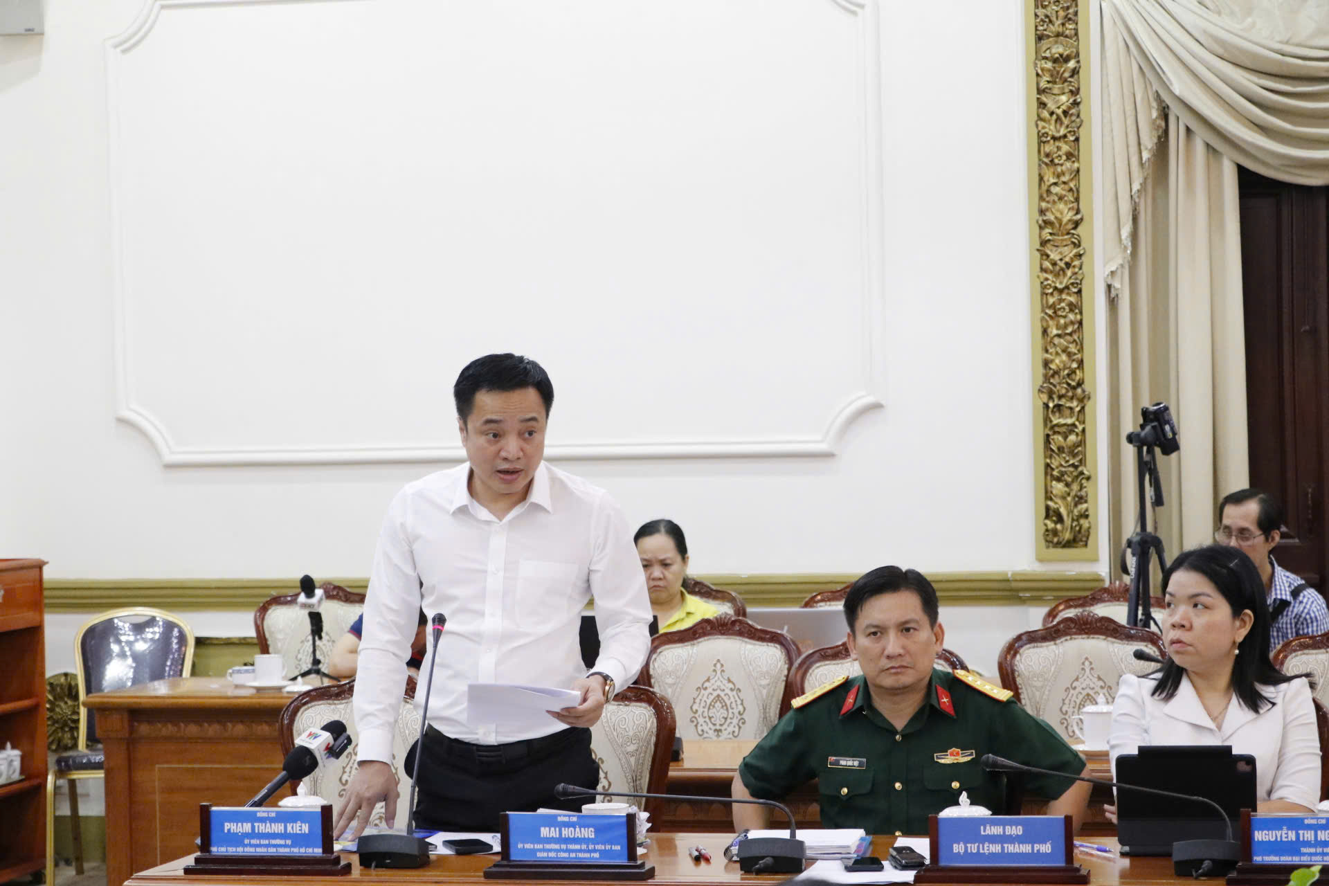 Trung tướng Mai Hoàng: Công an TP HCM đã giải cứu 28 người bị "bắt cóc online" - Ảnh 1.