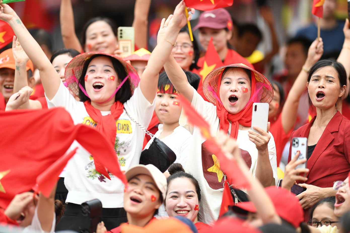 Gần 5.700 tỷ đồng quà Quốc khánh đã đến tay người dân- Ảnh 1.