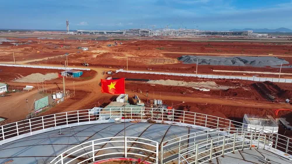 Gần 14.000 công nhân thi công xuyên lễ tại đại dự án sân bay Long Thành- Ảnh 2.